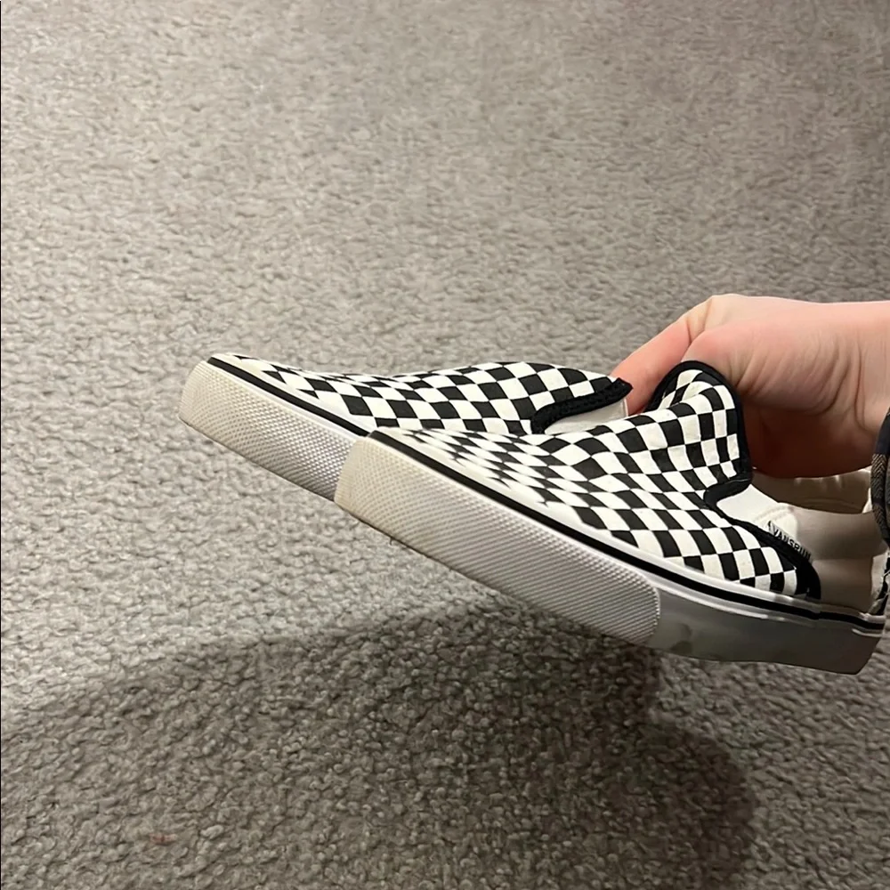 VansRun Checkered Slip-On Shoes - Black and White - not the real brand - Picture 6 of 6